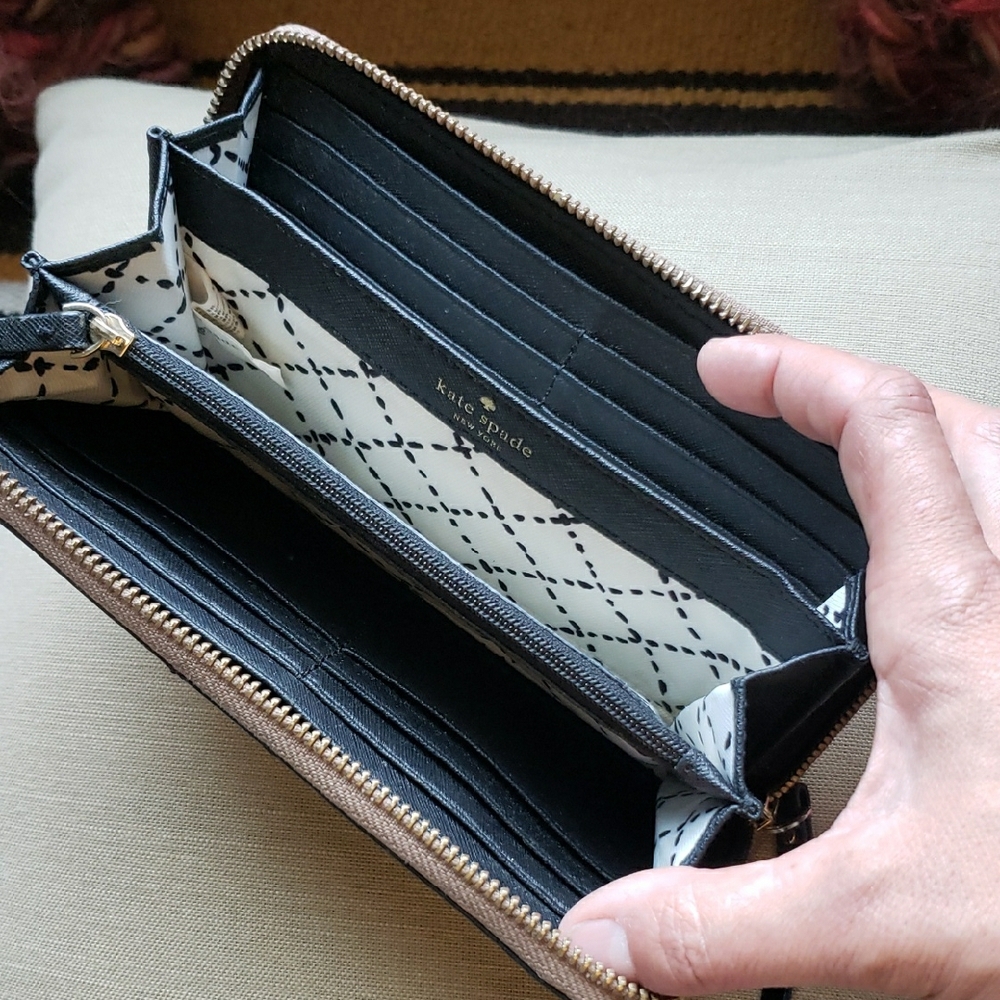 Kate Spade Black and Tan Wallet - Picture 13 of 17